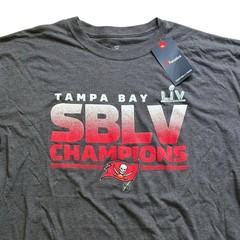 NWT Tampa Bay Buccaneers Men’s Super Bowl Champions LV Long Sleeve Shirt 2XL