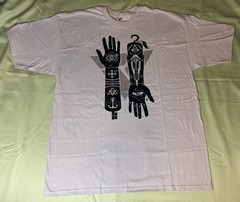 ASSASSIN’S CREED Shadows Hands Of Fate T-SHIRT Desmond Miles Video Game Art NEW
