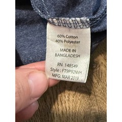 Free Planet T-Shirt Mens Small Blue Surf Print Pocket Crew Neck Casual Excellent
