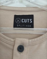CUTS PYCA PRO Men’s M Beige Solid Henley Short Sleeve Split-Hem T-Shirt