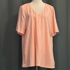 Bloomchic Baby Pink t shirt 95% Cotton 5% Spandex Perfect with jeans