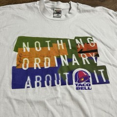 Vintage Taco Bell Nothing Ordinary About It White T-Shirt Mens Size XL USA
