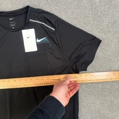 Nike Miler Men Short-Sleeve Graphic Running Top T-Shirt Black Small HV3997-010 M