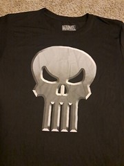 Marvel The Punisher T-Shirt Skull Logo Men’s Size MD (38-40)