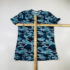 Gymshark T Shirt Blue Camo Short Sleeve Slim Fit Men’s Size Medium
