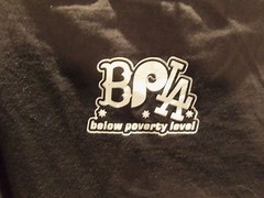 BELOW POVERTY LEVEL (QUEENS KILLERS) JACKSON HEIGHTS N.Y. T-SHIRT(L)RAP-HIP HOP
