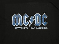 Motor City Dan Campbell MC/DC Detroit Lions T-Shirt Men’s XL Black NEW