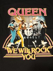 NEW OFFICIAL LICENSED QUEEN BAND FREDDIE MERCURY WE WILL ROCK YOU T Shirt Mens M