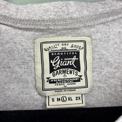 Beautiful Giant Garments Men’s Shirt Size Large Grey With Tribal Pocket