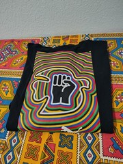 Puma Tshirt Power Through Peace rare Promotional T-Shirt 3xlarge: c102