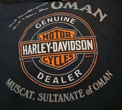 Harley Davidson Mens XL T-Shirt Black Oman UAE Hanes Beefy 100% Cotton Vintage