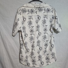 American Garage Medium Button Up Shirt Men’s Rose Print