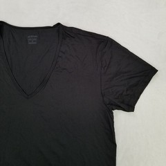 UNIQLO AIRism Men’s Small Black Stretch T-Shirt V-Neck Short Sleeve Casual