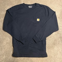 Vintage-Inspired Carhartt Long Sleeve Tee 🔥 Size: L (Fits true to size)