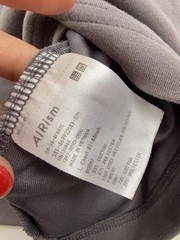 Uniqlo U Shirt Mens Large Gray AIRism Long Sleeve Tee Tagless Lightweight