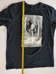 Sz Large Jordan Bred Nike Daily Essentials Sneaker head Men’s Black T-Shirt