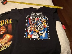 2014 New Orleans Music Festival, Tupac, Travis Scott t-shirts