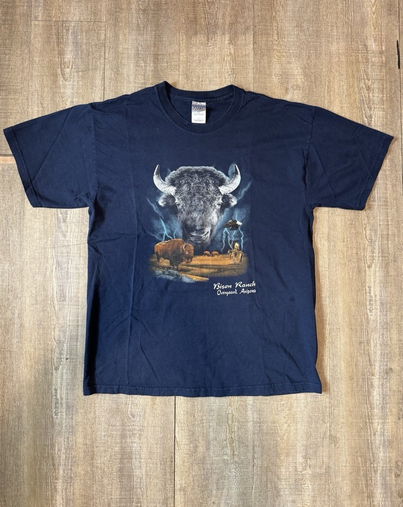 Gildan Ultra Cotton Men’s Navy Bison Ranch Graphic Crew Tee Short Sleeve L