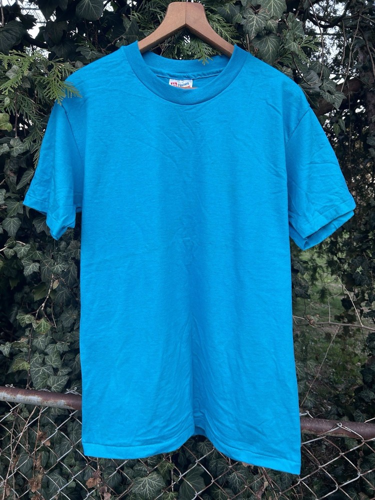 NOS! Vintage 90s HANES Heavyweight BLANK Blue Single Stitch 50/50 T Shirt Medium