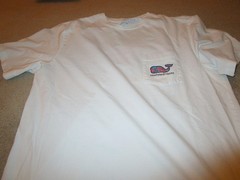 VINEYARD VINES WHALE COLORFUL WITH CRABS SEASHELLS T-SHIRT POCKET SIZE MED