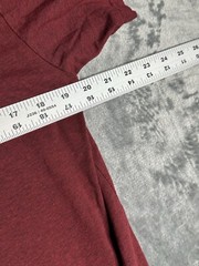 men’s oakley t shirt Medium Burgandy Maroon Made for Buckle