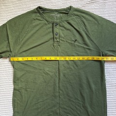American Eagle Men’s Green Short Sleeve Athletic Fit Henley Shirt Size L