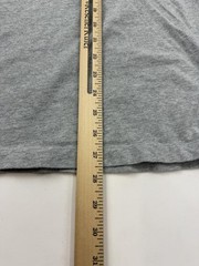 Nike Shirt Mens Medium Heather Gray Graphic Sports Logo Tee Swoosh Athletic Club