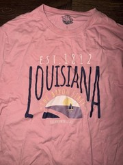 Three Bico Louisiana Pink Graphic Print Men’s Crew Neck Long Sleeve T-Shirt L