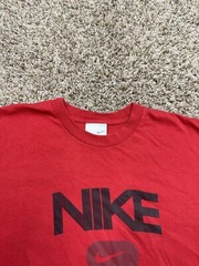 Y2K Nike T-Shirt Men Sz Large Red Essential Logo Spellout Gray Tag – Distressed