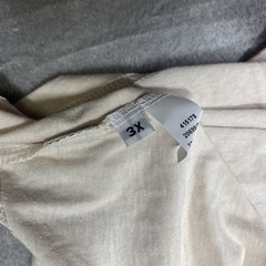 REI CO-OP flower graphic tan T shirt 1938 NC Outfitting the Old North State