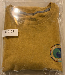 Patagonia Yellow T-Shirt Men’s Large Short Sleeve Graphic Logo Tee