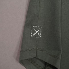 CUTS Curve Hem T Shirt 100% Pima Cotton Mens Large Capers Green NWOT