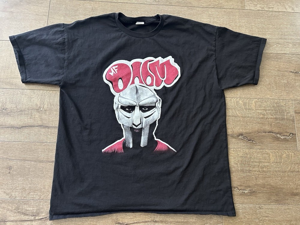 MF DOOM Graphic T-Shirt Rap Tee Gladiator Mask Hip Hop Streetwear Men’s XXL