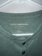 Lucky Brand Men’s Green Solid Henley T-Shirt Short Sleeve Button Size L