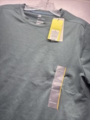 Men’s All In Motion Short Sleeve Soft Stretch Athletic T Shirt Green S NWT