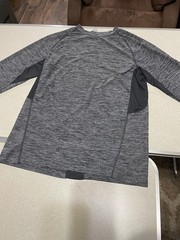 MEN’S SIZE LARGE : RUSSELL BRAND GREY STRIPE BREATHABLE TEE – LONG SLEEVE SHIRT