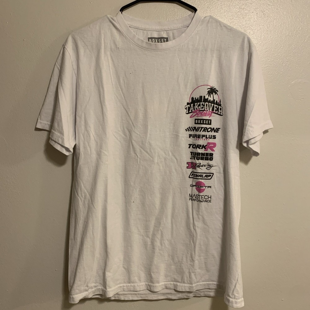 Box Set Mens Boxset Takeover Society Car Graphic White Shirt Men’s Size Medium