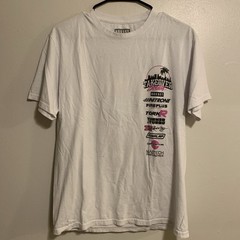 Box Set Mens Boxset Takeover Society Car Graphic White Shirt Men’s Size Medium