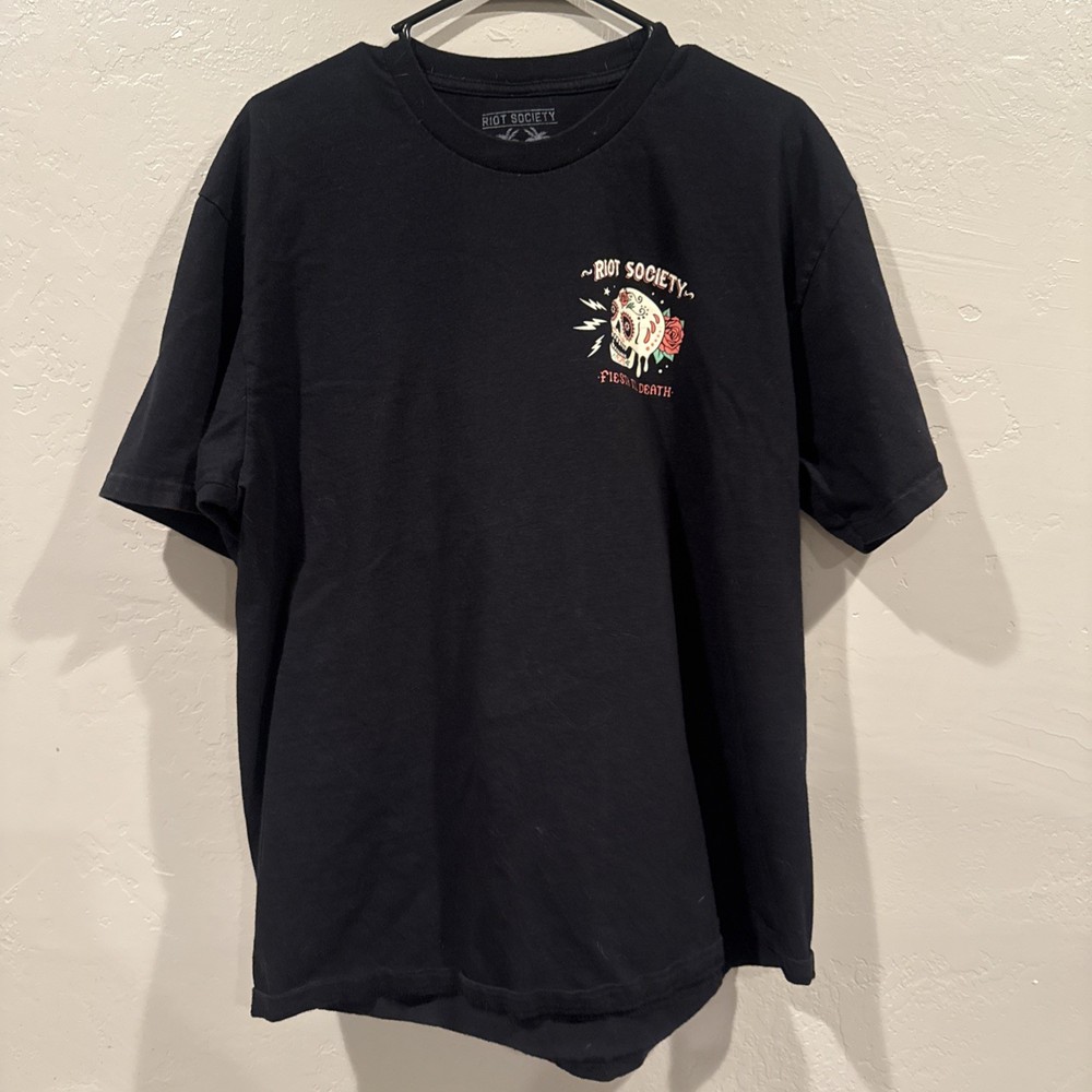 Riot Society Men’s T-Shirt Size Xl