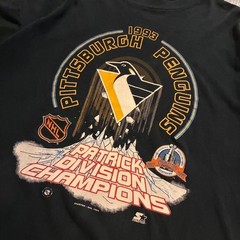 1993 Starter black Pittsburgh Penguins NHL single stitch tee Size XL 24 x 29
