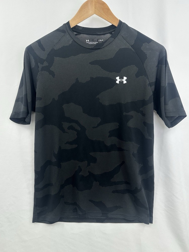 Under Armor Men Large Loose Fit Blac Mesh Light Weight Camouflage T-Shirt