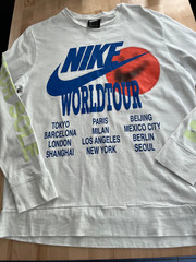 Nike World Tour Graphics WHITE Long Sleeve T-Shirt Beaverton Oregon Men’s XL