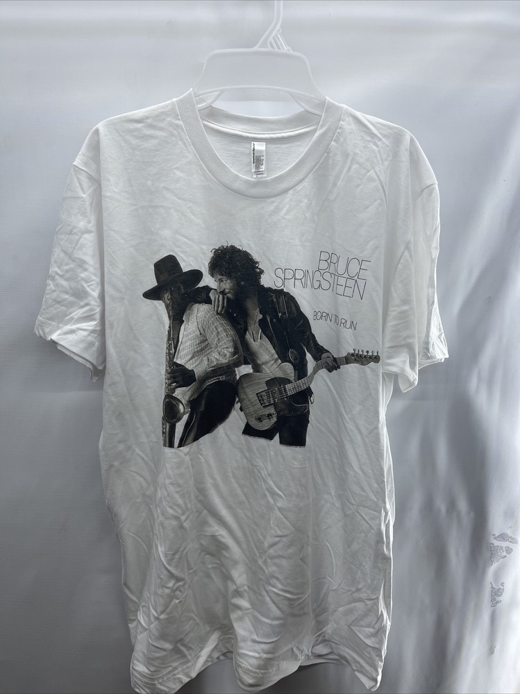 Bruce Springsteen Born To Run Unisex T-Shirt, Size Large NWOT 2016