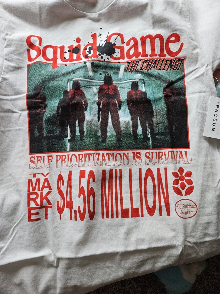PacSun Mens White SQUID GAMES tshirt size SMALL