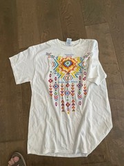 Unisex Aztec Retro T-Shirt VNT Delta graphic Dreamstarter size large