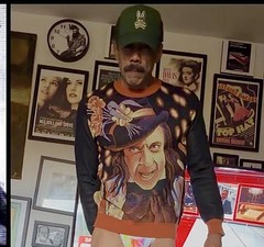 Chitty Chitty Bang Bang Child Catcher Sweater Cotton / Poly Blend