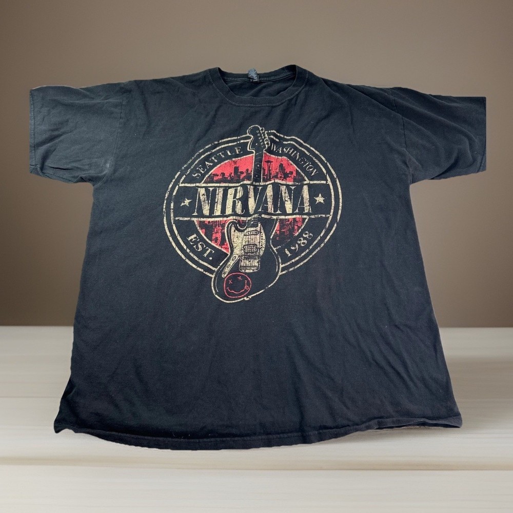 Mens Grunge Band Tee Nirvana Seattle Washington Black Graphic T-Shirt XL AAA