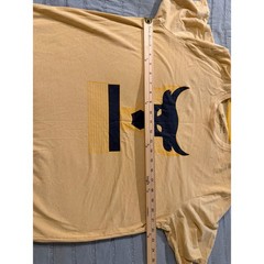 Under Armour Project Rock Brahma Bull T-Shirt Mens L Yellow HeatGear Loose Fit