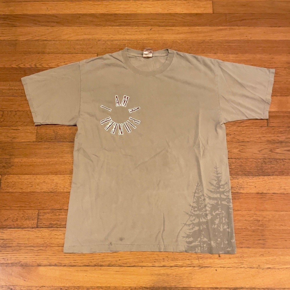 VTG 90s 00s District Threads T-Shirt I Am A Pioneer Graphic Trees Wrap Around L