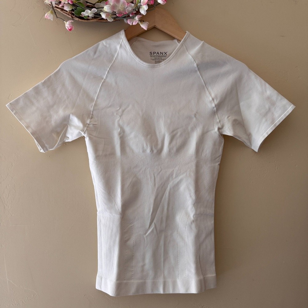SPANX Men’s Zoned Performance White Crew Neck Under Shirt size XL (46-48) NWOT